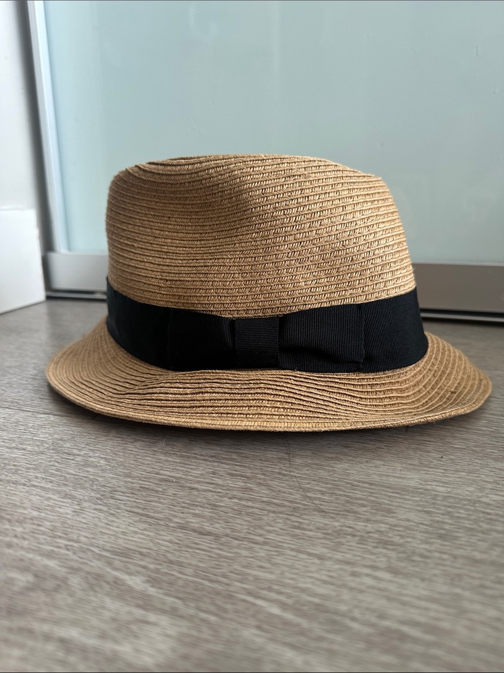Aritzia Talula Straw Sun Hat. Preowned. Size S
